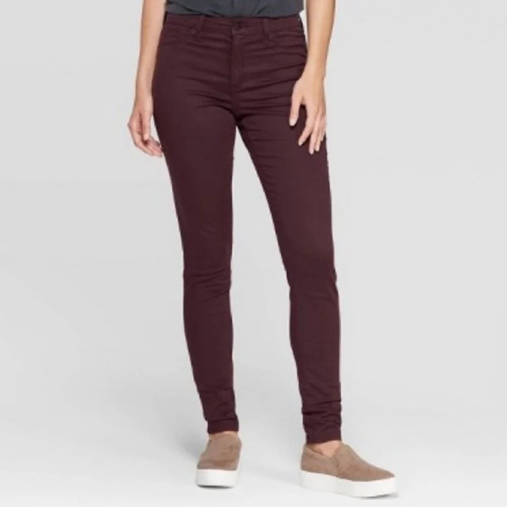 Universal Thread Plum High Rise Jegging Size Women's 12/31 Regular